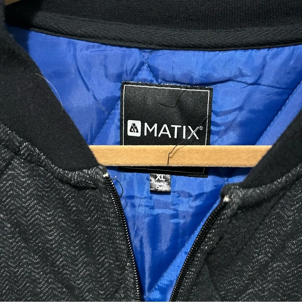 Matix men’s Black Quilted Jacket zip up
